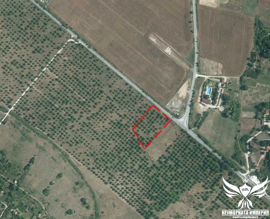 Продавам 2бр. земи 5500кв.м. в гр.Асеновград м.Параколово(1ва линия)