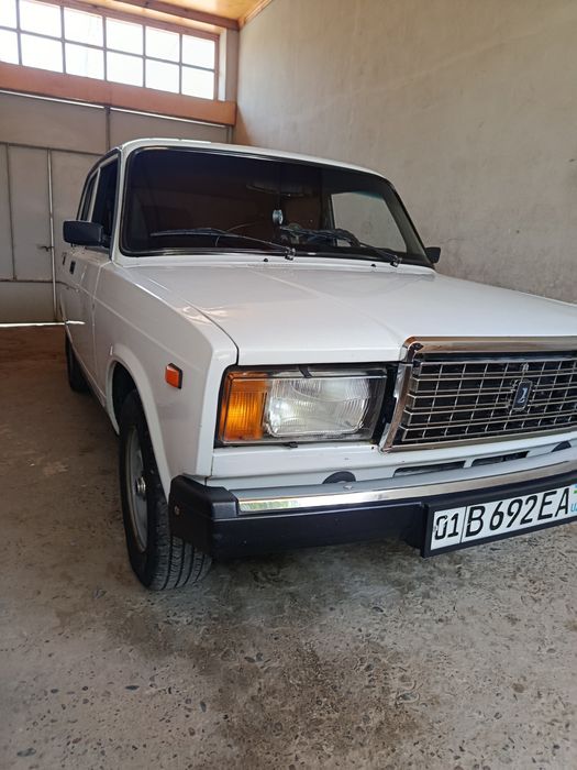 ВАЗ 2107  сотилади
