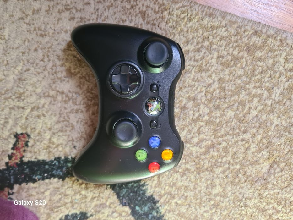 Продам xbox 360 slim freboot aurora