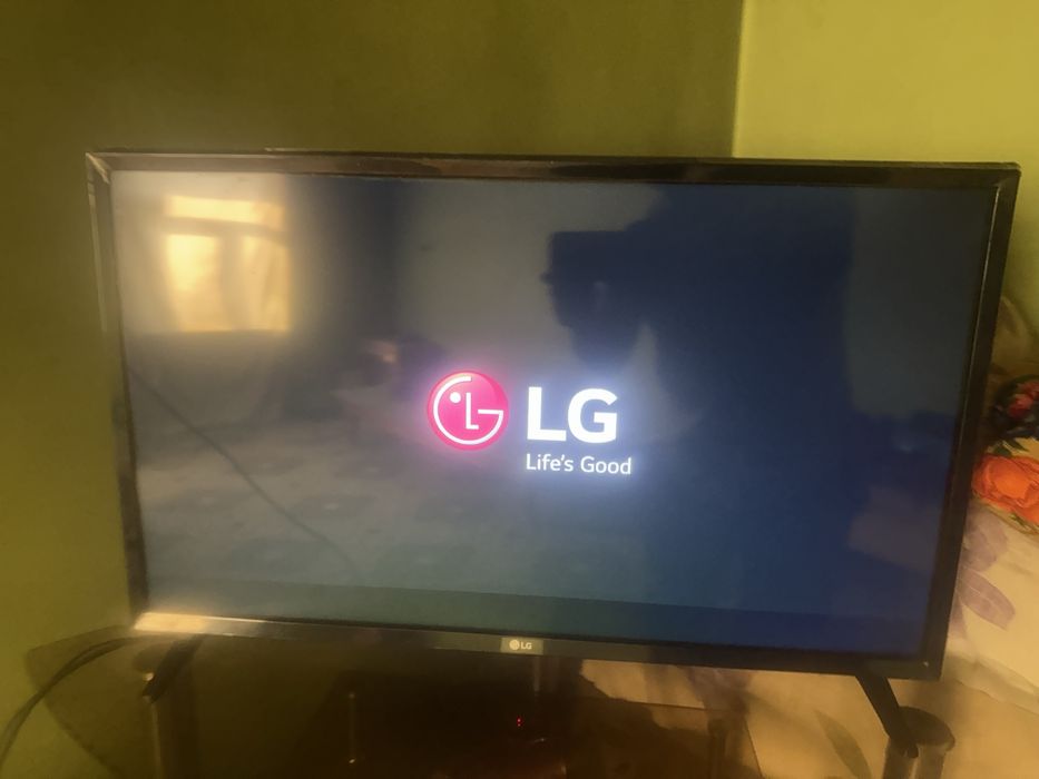 LG televizor 32 sotiladi.