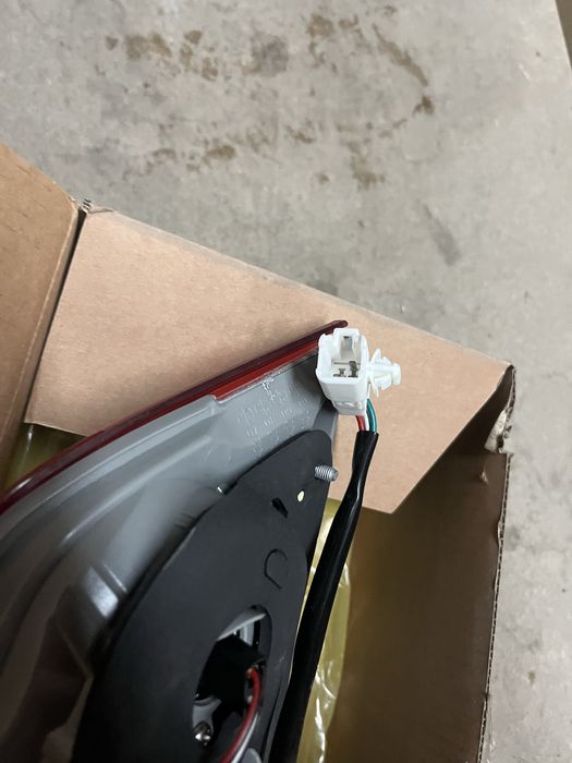 Задний стоп камри 45 левый