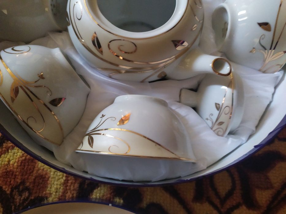 Продам чайный сервиз, новый.