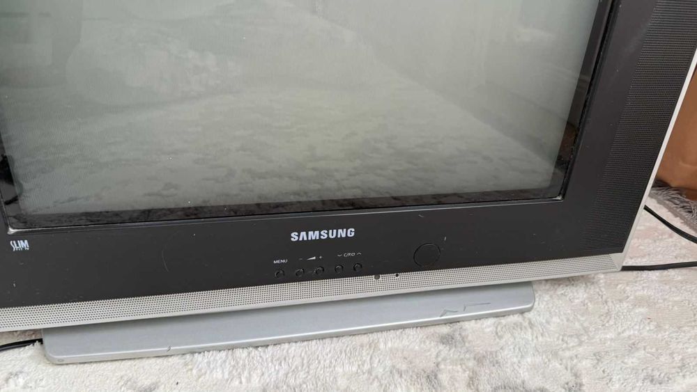 Продам телевизор