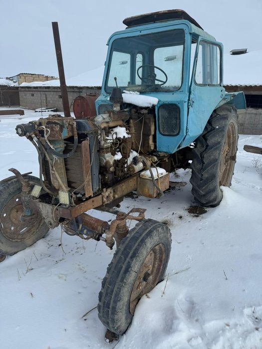 Мтз 80 трактор..