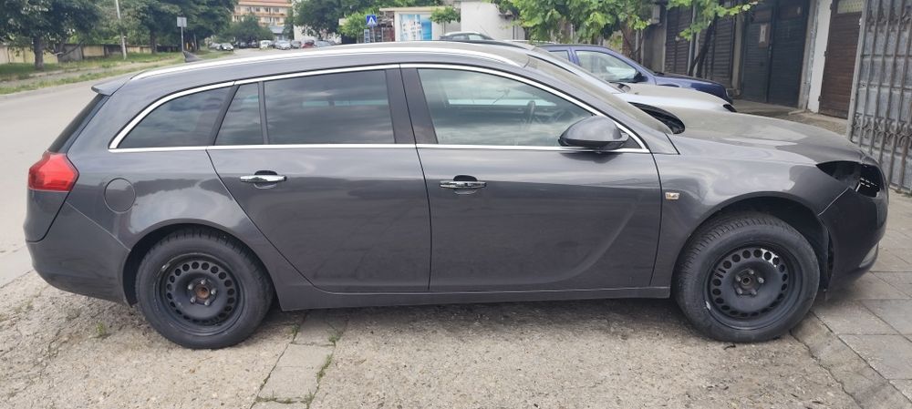 Опел инсигниа 2.0 cdti само на части