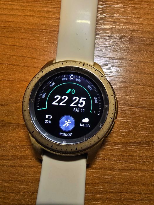 Ceas Samsung Galaxy Watch 42mm Rose Gold SM-R810