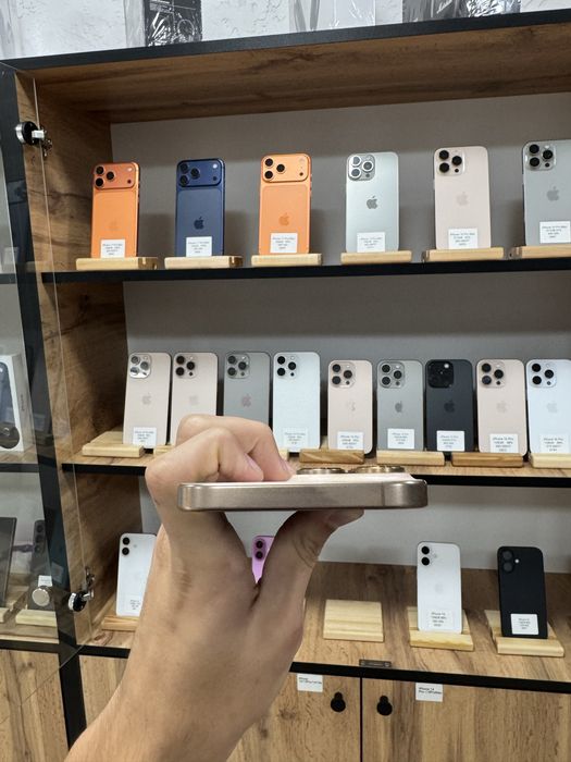 iPhone 16 Pro Max