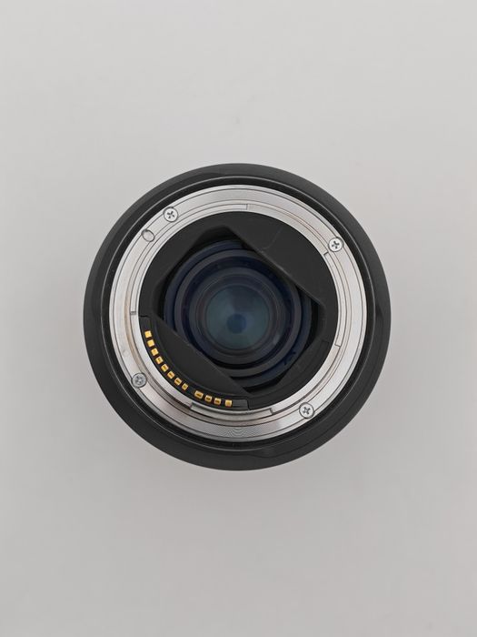 Canon RF 24-105mm F4 L IS USM