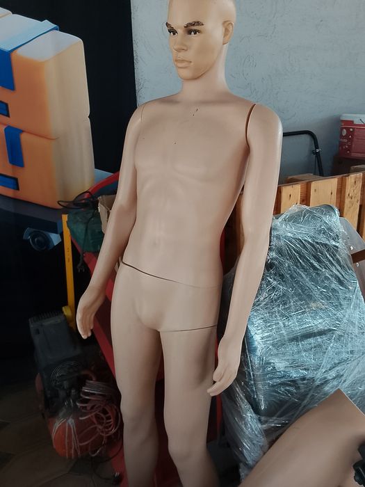 Продам стеллажи и сетки