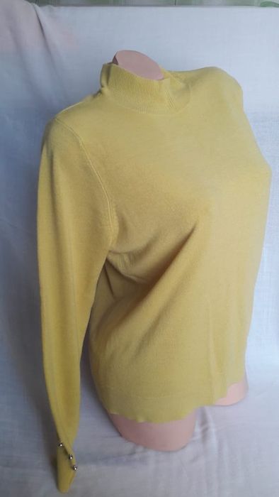 Женские кардиганы и джемперы