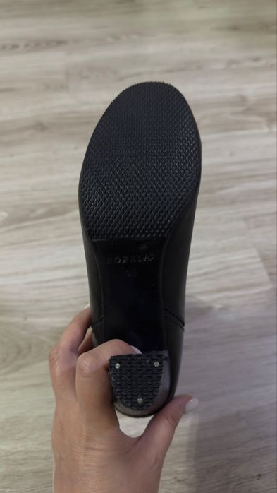 Продам  сапоги на осень