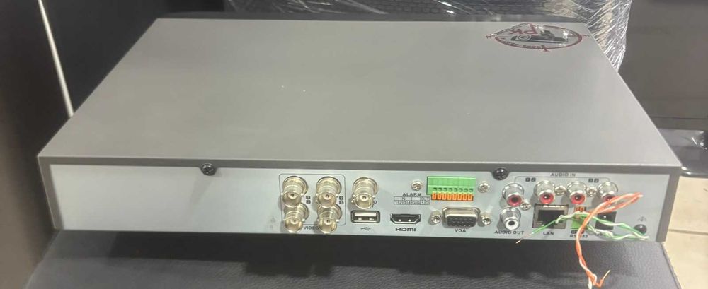 видеорекордер HIKVISION iDS-7204HUHI-M1/S(C)