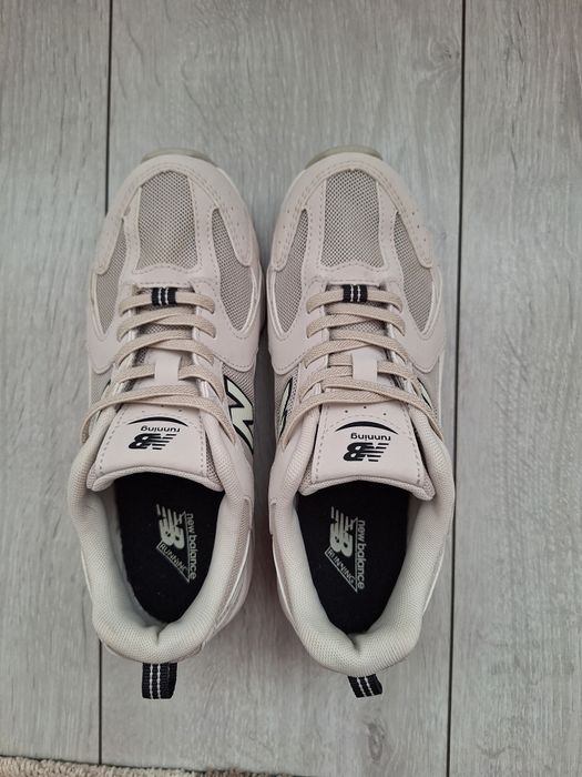 New balance running retro