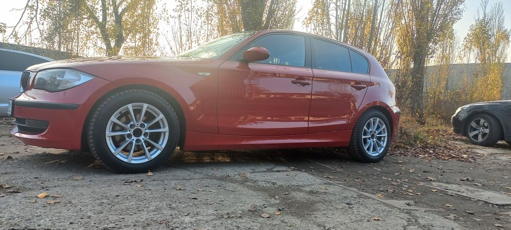 BMW Seria 1 Bmw 116 i 2008.       Schimb cu automata