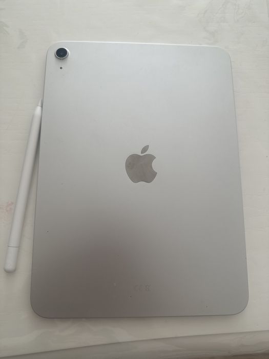 Ipad A16 вместе с Apple Pencil 1 поколения