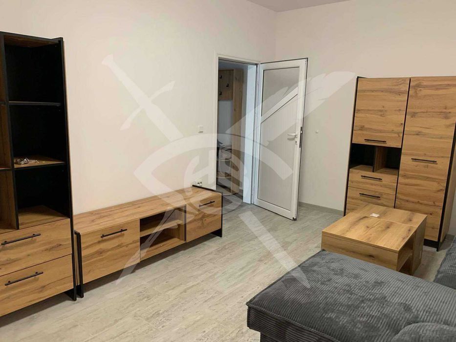 Дава се под наем Тристаен апартамент в Варна, Лятно кино Тракия - 60 кв.м за 550 € - Снимка #1