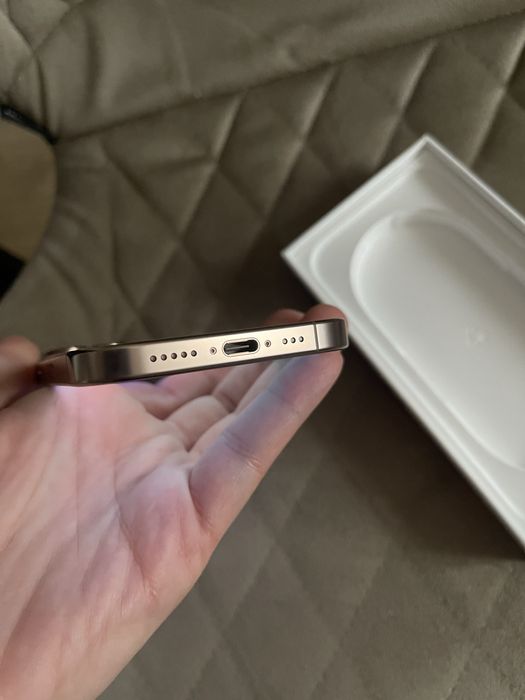 Iphone 16 Pro impecabil!