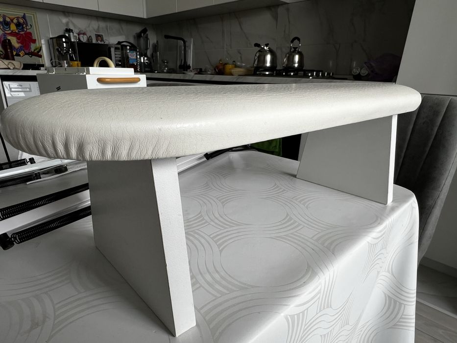 Продам все для маникюра