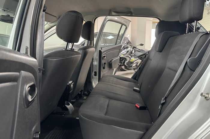 DACIA Sandero Stepway 2011 — imagine 5