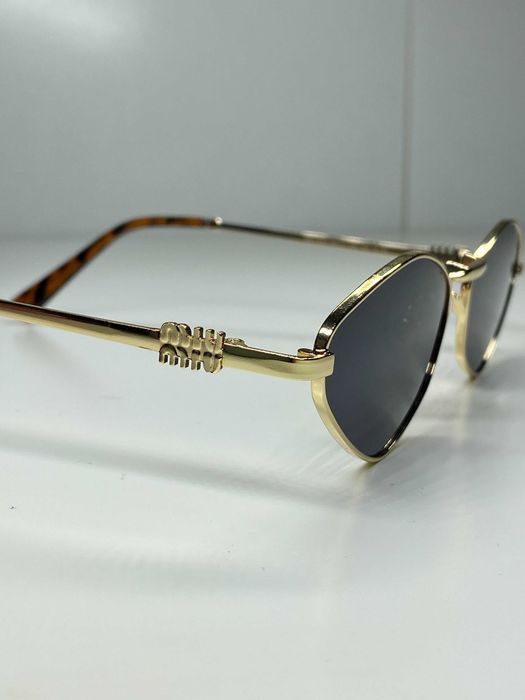 Ochelari de soare Miu Miu