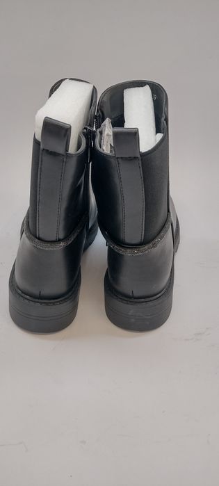 Дамски зимни боти. Чисто нови с мека вълнена подплата, 39 номер.