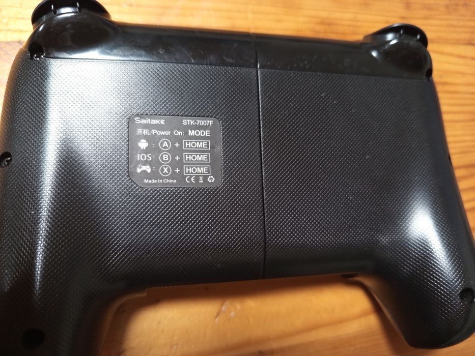 Мобилен геймпад Saitake STK-7007F