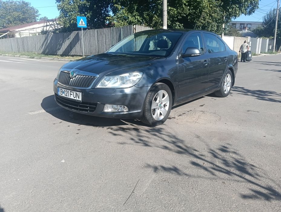 SKODA Octavia 2012 — imagine 2