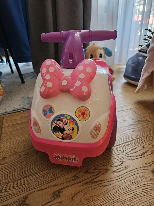 Masinuta Minnie activitati