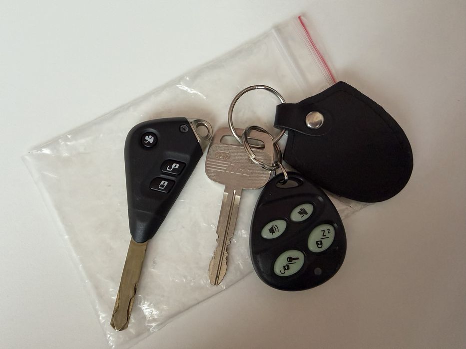 Ключи Subaru Toyota Tomahawk оригинал