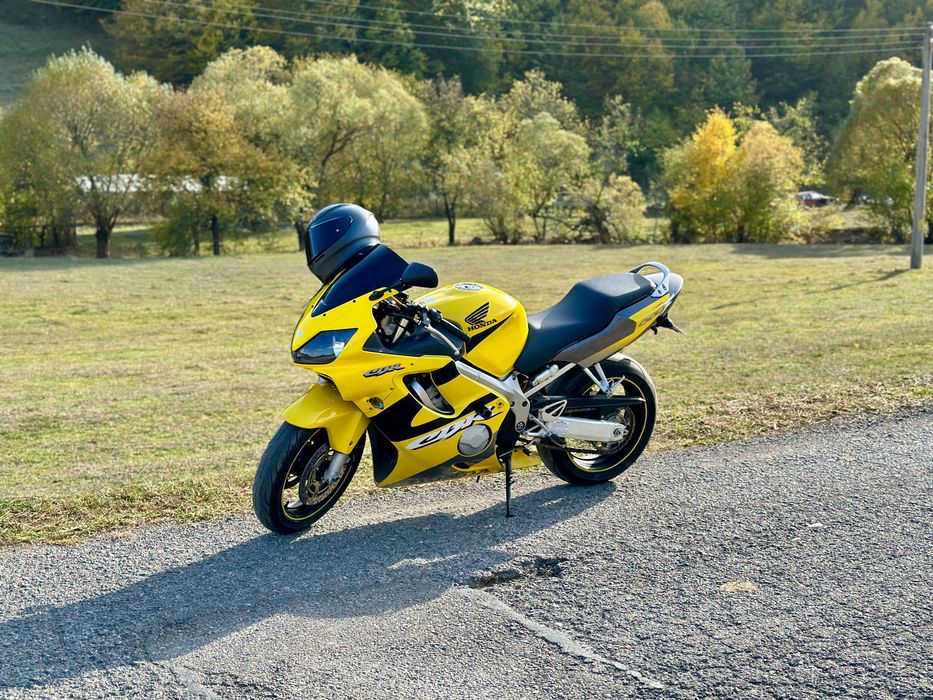 Пистов мотор Honda CBR F4i