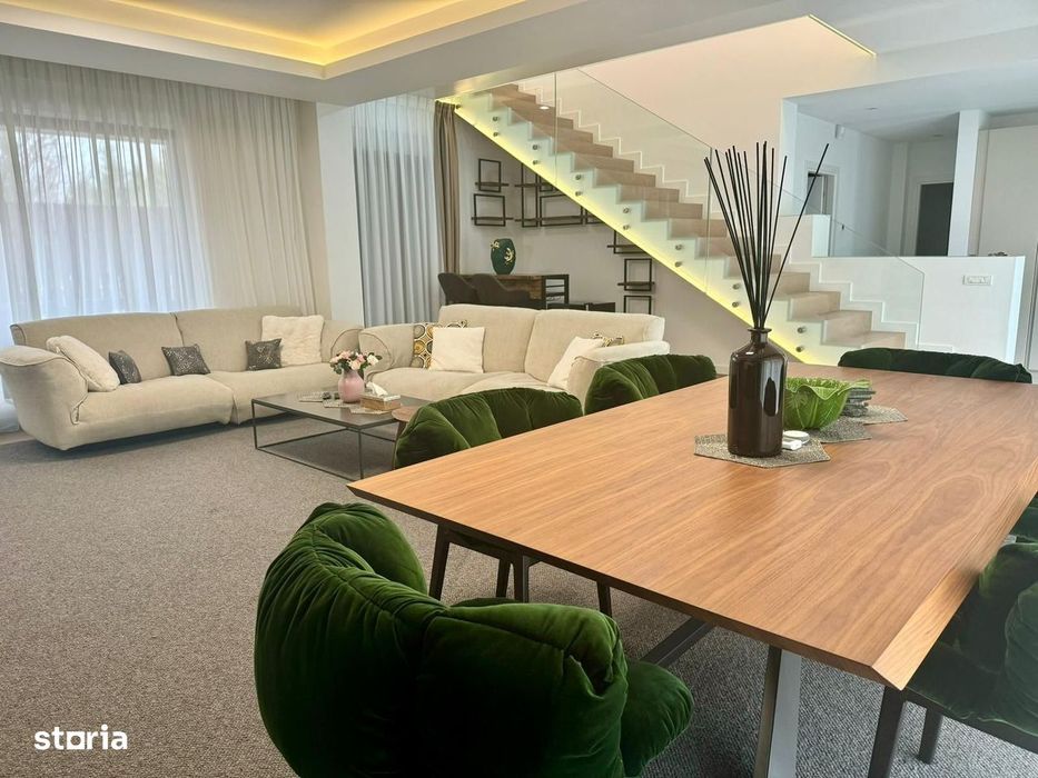 Vila design modern, situata in apropiere de Cambridge School