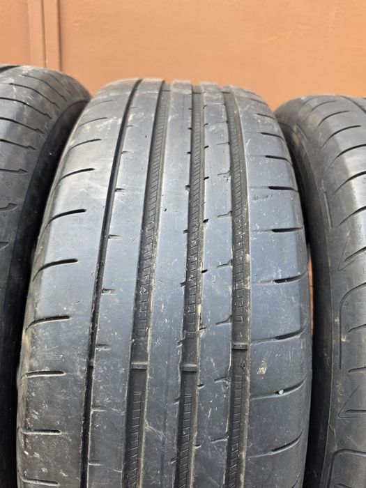 4 бр. летни гуми 235/65/18 GoodYear SUV DOT 2319 4-5 mm