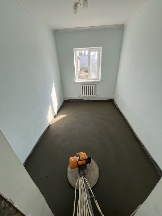 Стяжка полусухая