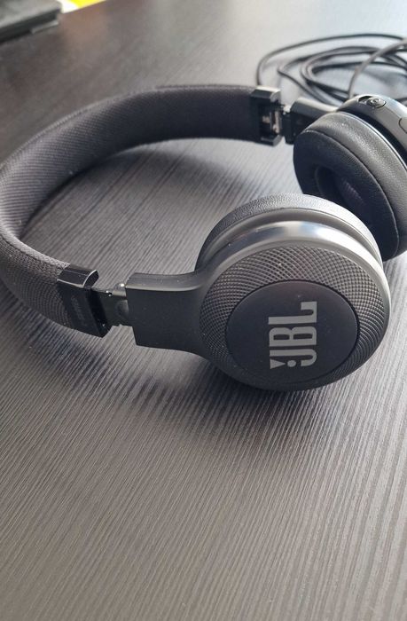 Слушалки JBL E45BT ON-EAR