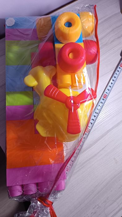 Образователни играчки за бебе