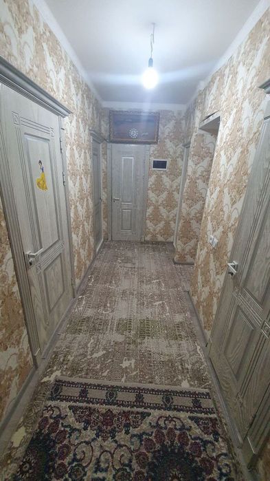 Navoiy shahrida 3 xona uymiz sotiladi narhini kelishamiz