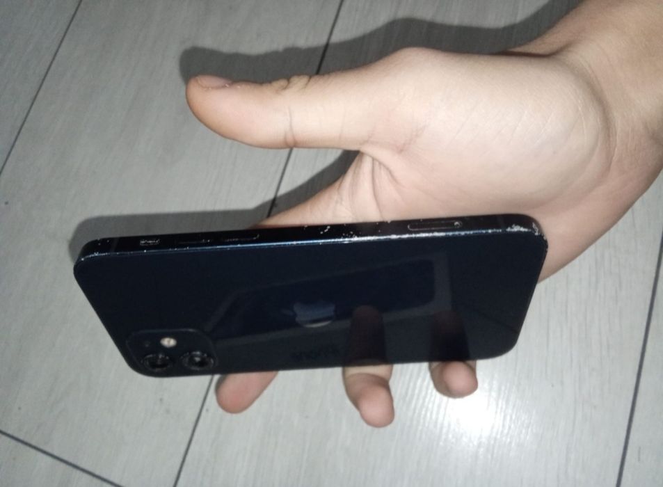 Vând/Schimb iPhone 12