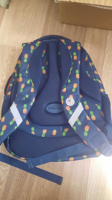 Ghiozdan mare HEAD, rucsac cu multe compartimente, american style, stare foarte buna