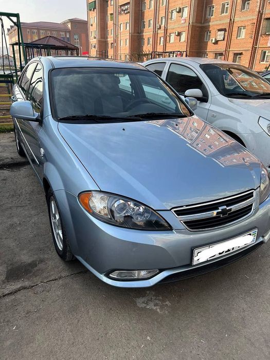 Chevrolet Jentra 2015 Lyuk