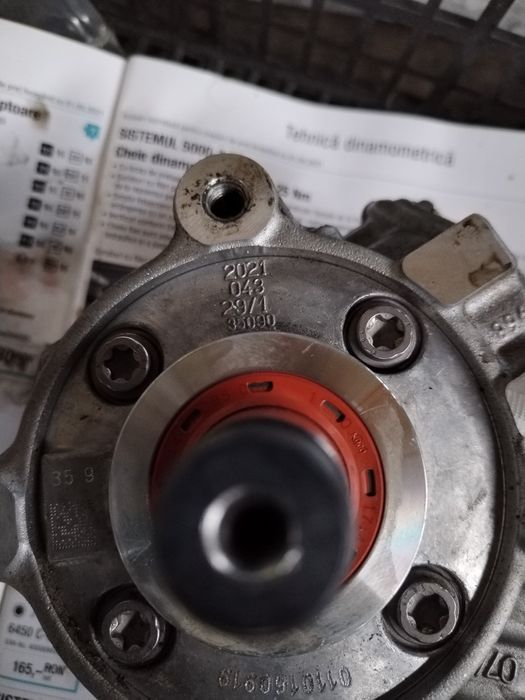 Pompa înaltă bosch 04L130755L  vw  2021