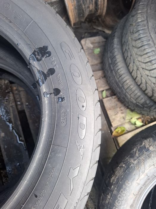 Vand 2 sau 4 anvelope 205 60 16 ca noi vara dot 2023