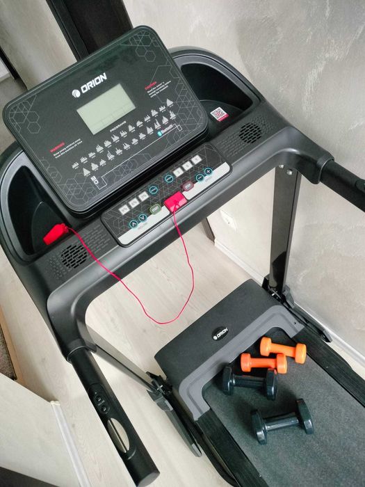 Bandă alergat Orion Run M600 | Înclinare automată | Bluetooth | Kinomap/Zwift