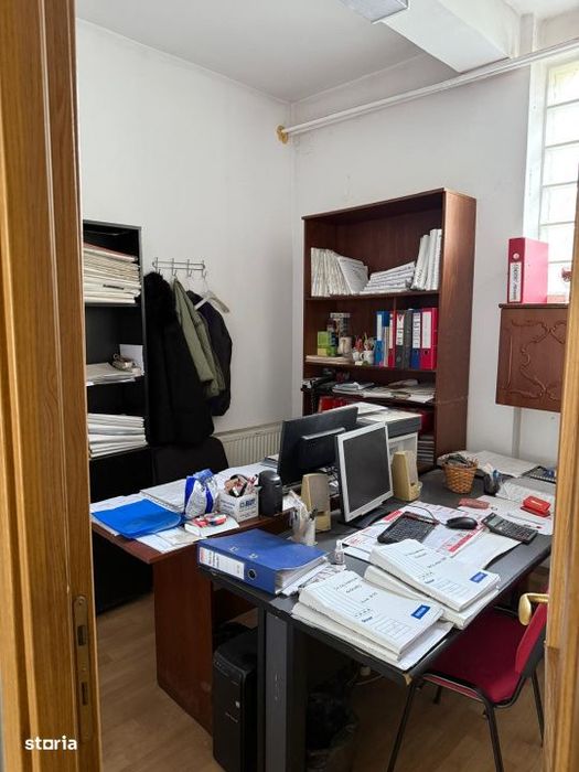 Spatiu comercial, 840 mp utili, zona Brestei