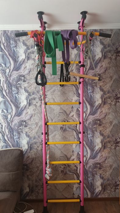 Продам детскую стенку