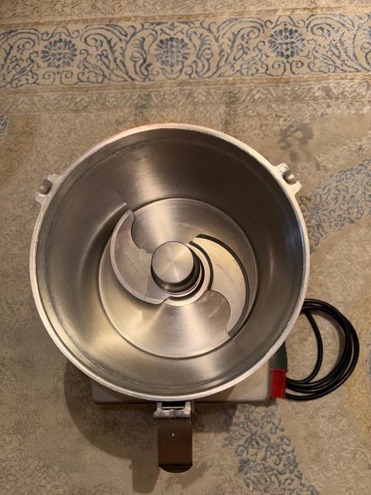 Куттер Robot Coupe R7