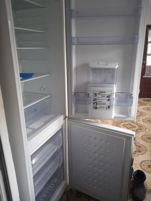 Frigider Beko in stare buna.15 mil...