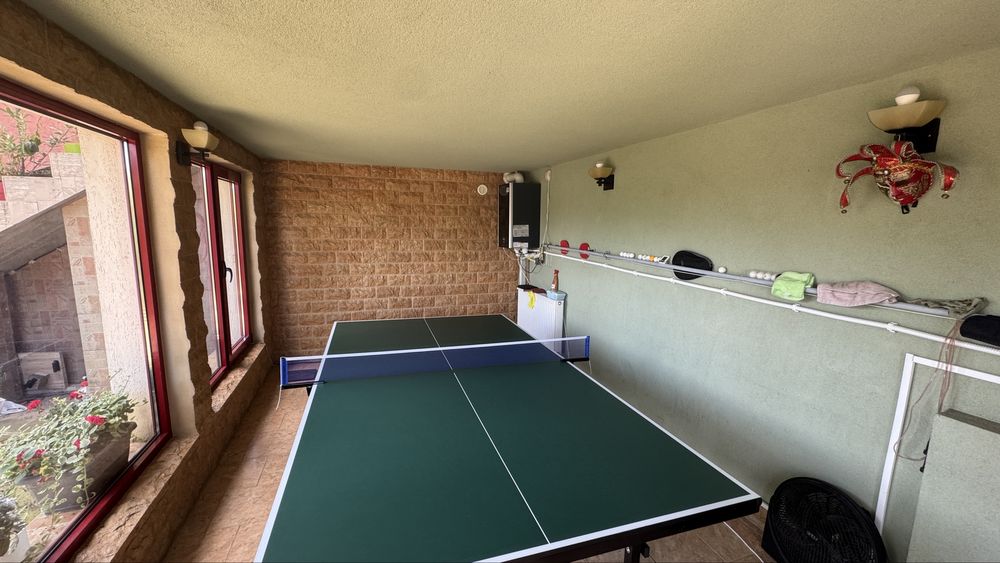 Vila de vanzare 300 mp si teren 500 mp