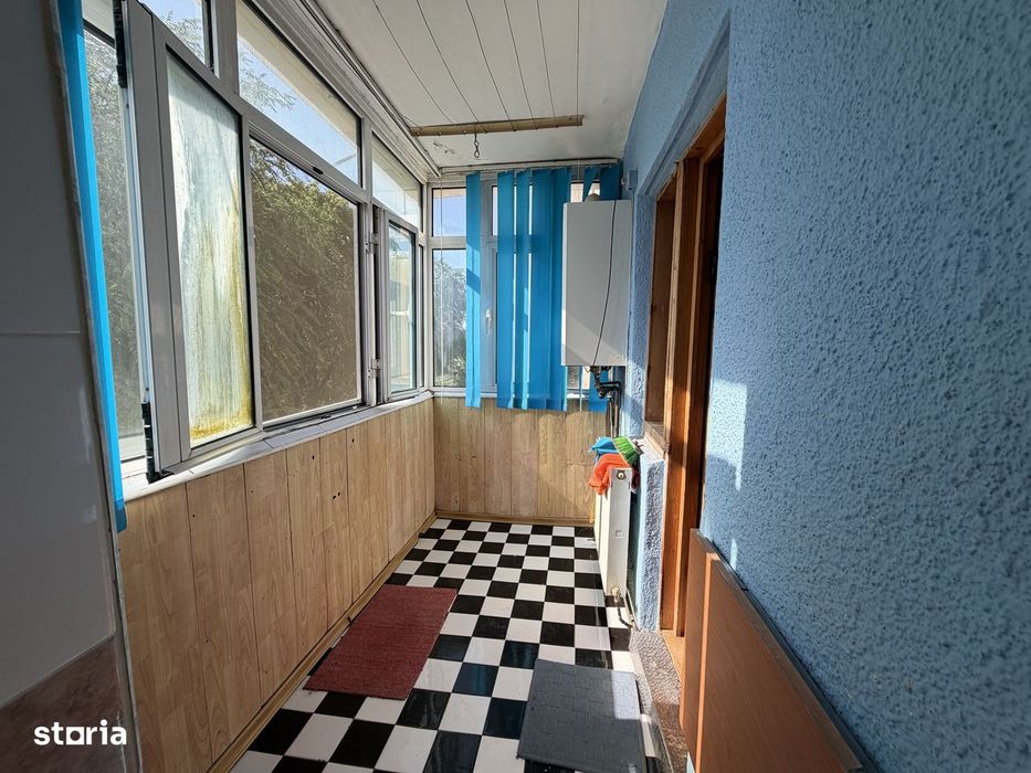 Apartament de 2 camere, decomandat, centrala proprie, 3/4, CUG