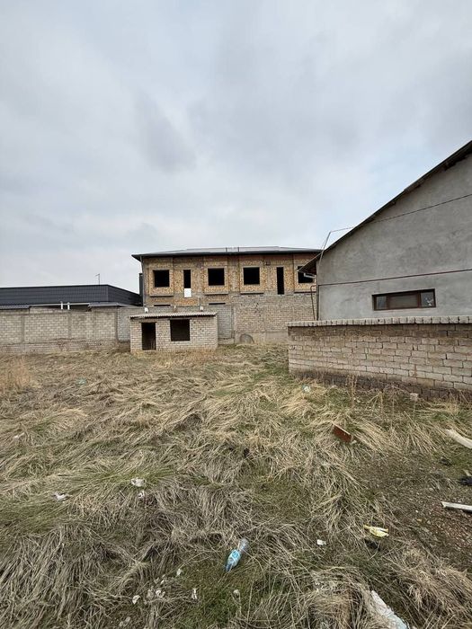 Чингильды, парк новый Узбекистан  продается земельный участок 8,8-сото