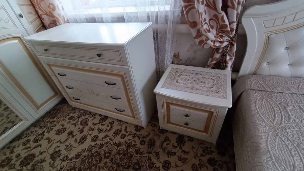 Спальный гарнитур с матрасом